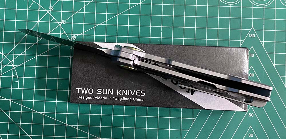 TWOSUN DAVID CHEN FLIPPER TANTO FOLDING KNIFE MICARTA TITANIUM HANDLE TS500-D2-SAND