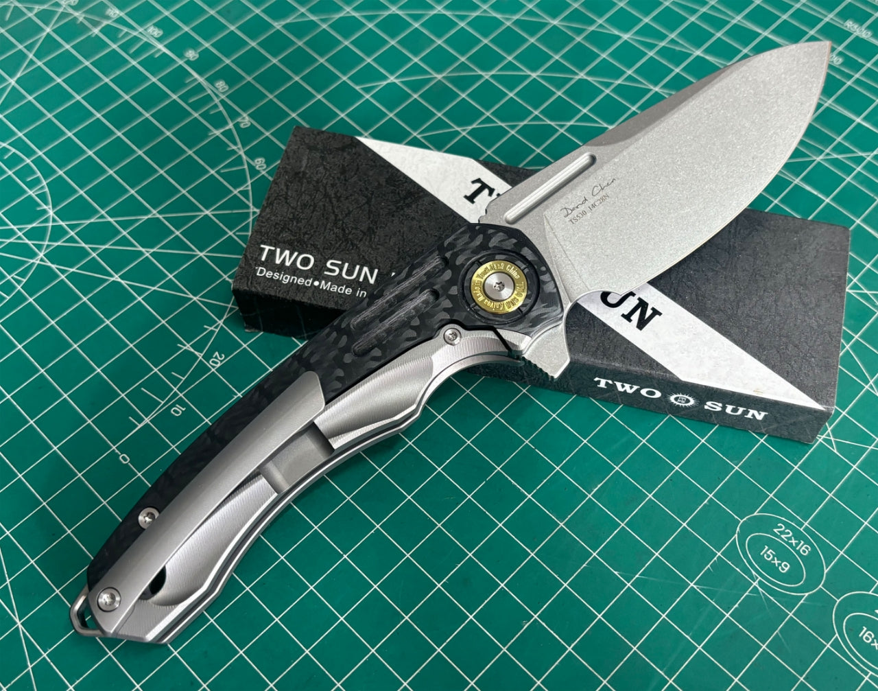 TWO SUN FOLDING KNIFE CARBON FIBER TITANIUM HANDLE 14C28N STONEWASHED TS530-14C28N-StoneWash