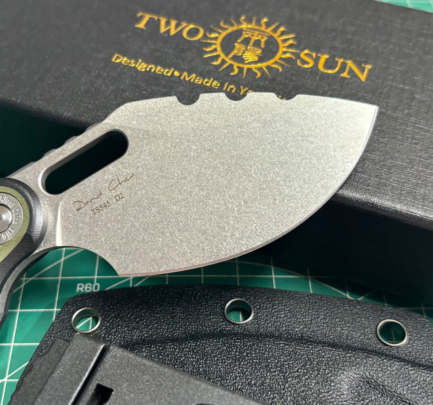 TWOSUN FIXED BLADE KNIFE Green Black G10 HANDLE D2 PLAIN EDGE TS545-D2-KS