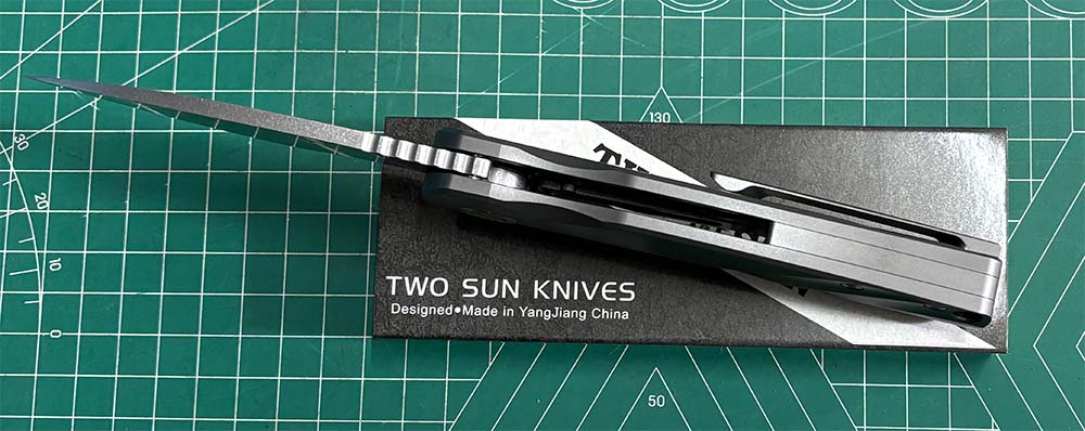 TwoSun Folding Knife Black Titanium Handle Stonewashed 14c28n TS517-14C28N-BLACK